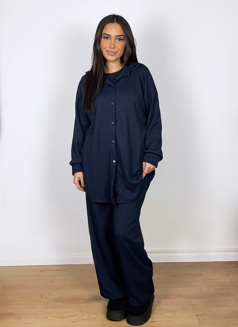 Yona - Conjunto de camisa y pantalón